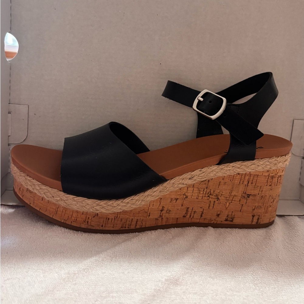 Black and Brown Cork Wedge Shoes with Ankle Strap